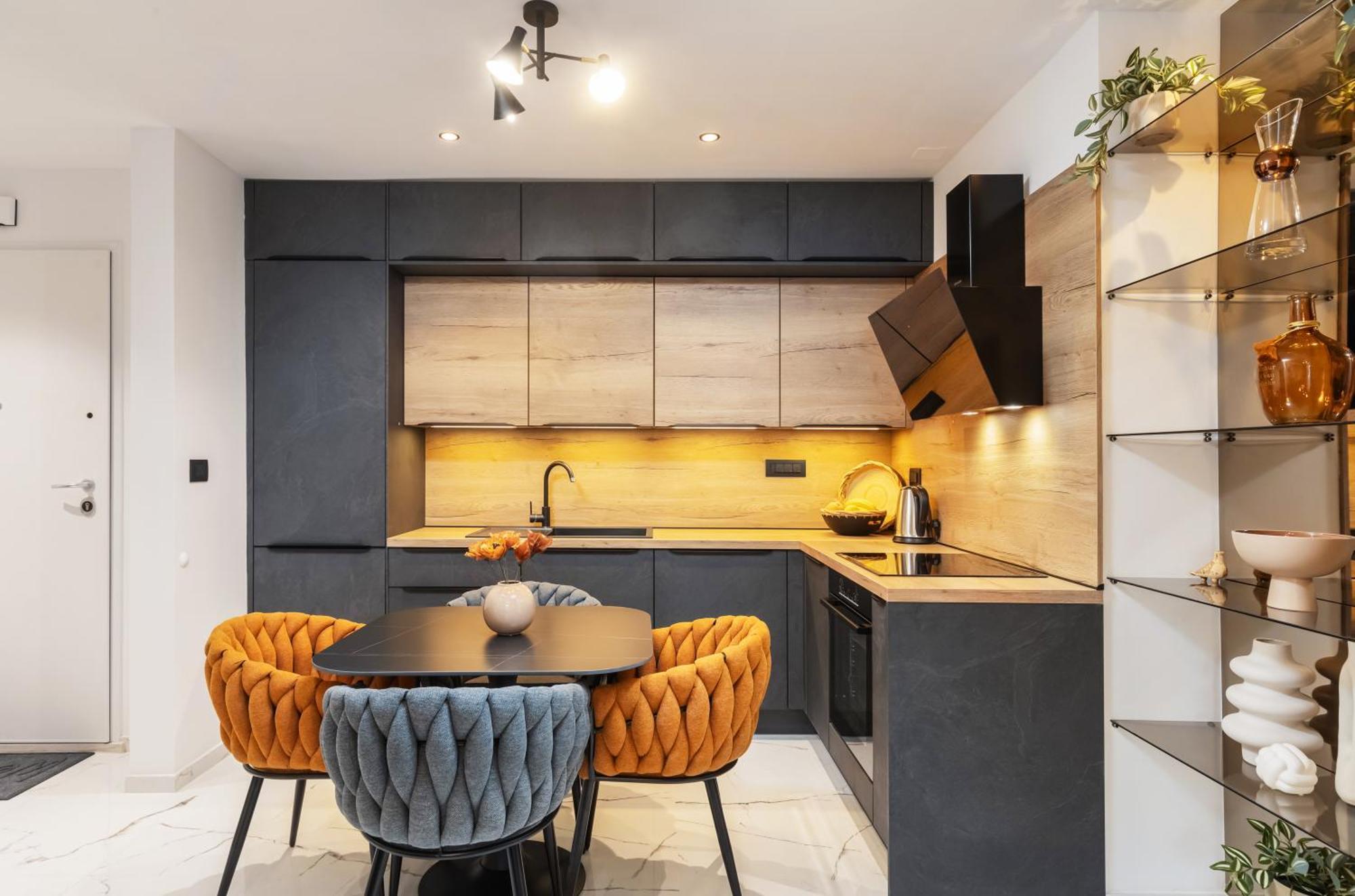 Brand New*city Centre Apart. Kirby *